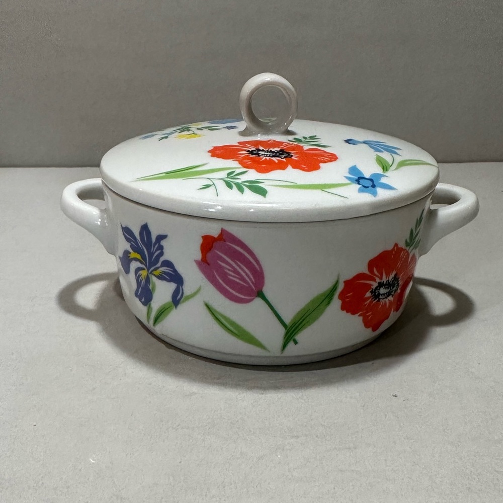 Primavera - Covered Porcelain Dish